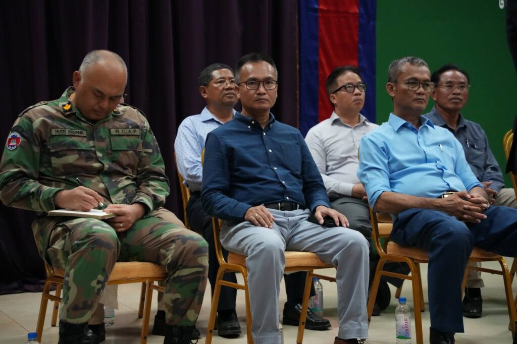 Necessary work continues. Please, provincial authorities and relevant departments, consider the land and urban planning of Ratanakiri province to make it a province that attracts people to come and have fun, and where people have jobs.