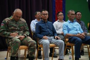 Necessary work continues. Please, provincial authorities and relevant departments, consider the land and urban planning of Ratanakiri province to make it a province that attracts people to come and have fun, and where people have jobs.