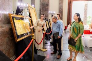 Cambodians are starting to become more interested in art.