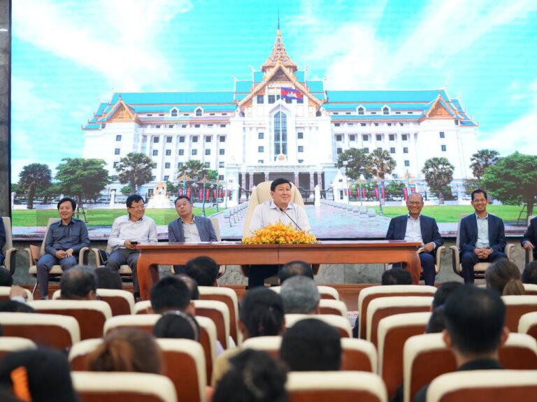 To resolve land issues for residents in O'Oknha Heng Village, O'Tasek Village, O'Oknha Heng Commune, Prey Nop District, Preah Sihanouk Province