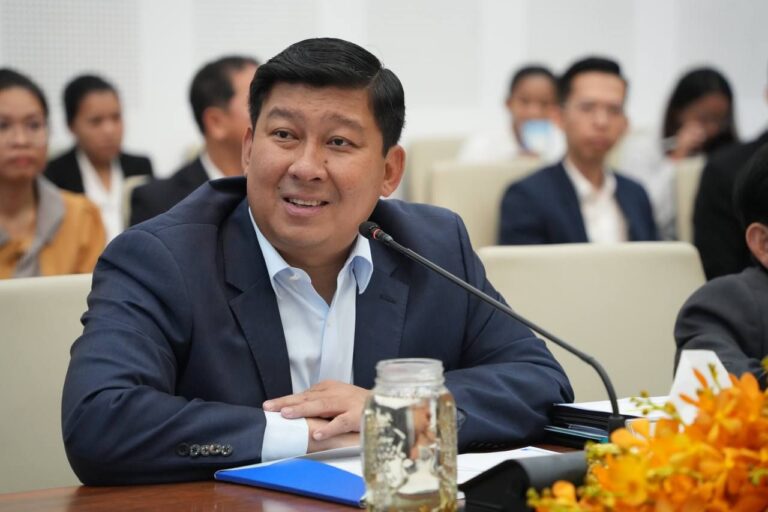 Together, we will prevent the spread of false information.