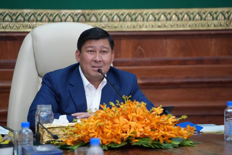 old-292Resolving land disputes in Kampong Chhnang Province