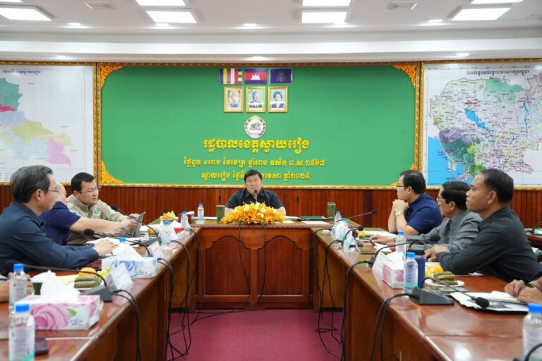 Meeting to discuss the case of Doun Toy, Batho and other water bodies in Svay Rieng province (2)