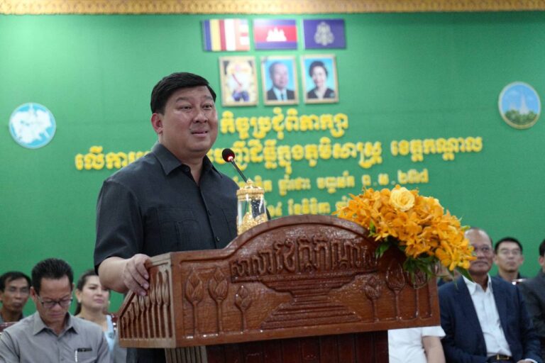 His Excellency Deputy Prime Minister Say Samal urged Kandal provincial authorities to use all their strength to accelerate land registration work to ensure the safety of legal land ownership for citizens.
