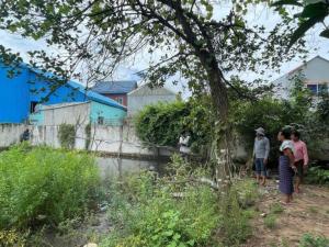 Conducting boundary determination, measurement, and data collection to assess land parcels in Toul Sambor Village, Prey Veng Sangkat, Dangkor District, Phnom Penh