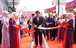  the Cambodian homeland, which will remain forever in the hearts of the Cambodian people, his children, grandchildren, and great-grandchildren.  October 15, 2012 – October 15, 2025