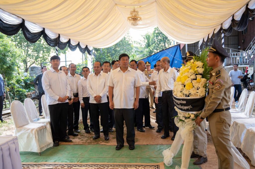 Condolences to the family of the martyred soldier, Waraksenitree Sot Pich, who was killed in a battle with the Thai armed forces (2)