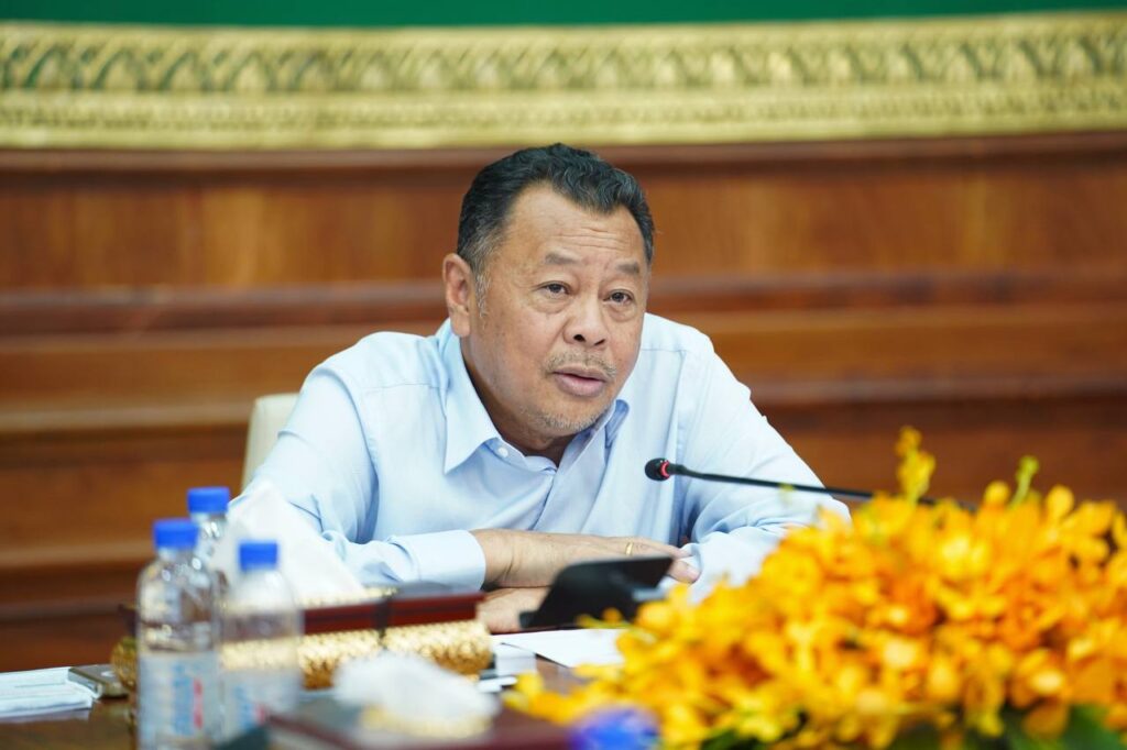 Meeting of the working group to review, verify, update, and compile land data for Tonle Sap Lake to review the progress of the work of the working group in charge of the six provinces around Tonle Sap Lake.