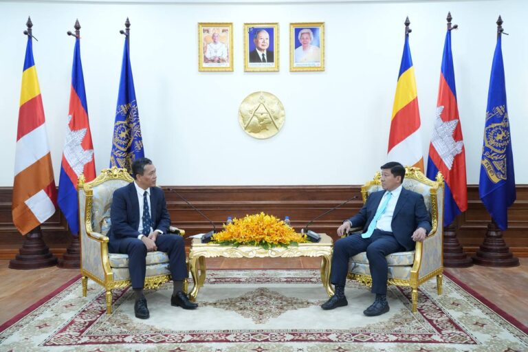 The Embassy of the Republic of India in Cambodia congratulated and praised the traditional friendship between the people of the two countries and the strong and cooperative relations between Cambodia and India.