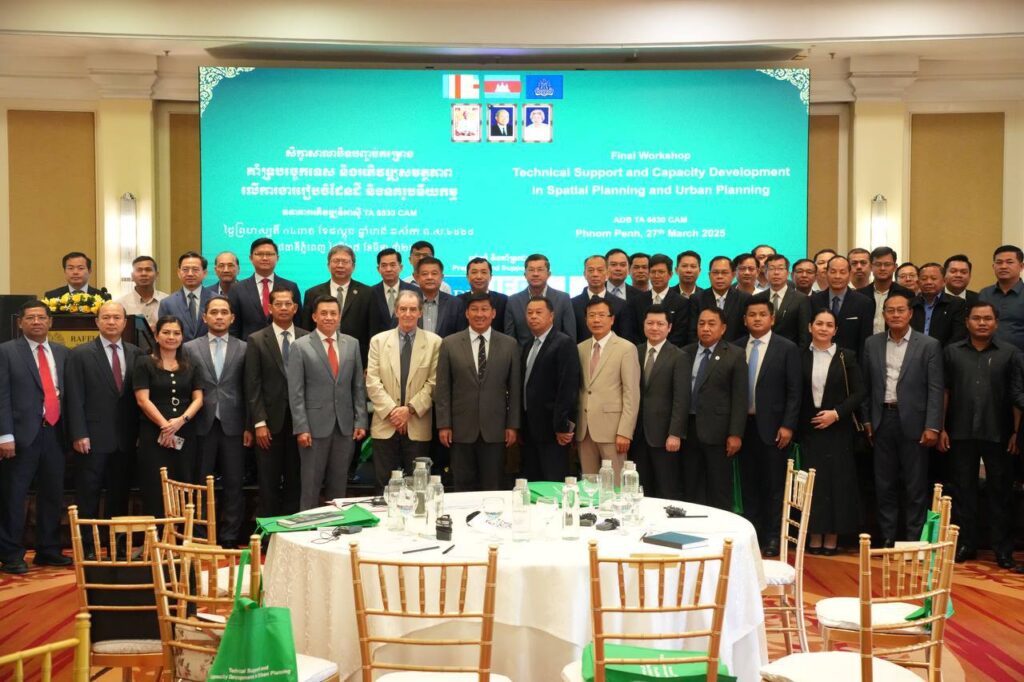 Identify common ground and agree to follow this path in carrying out urbanization work, which is a symbol of Cambodia's growth and survival.