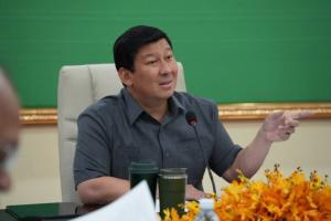 Inter-ministerial meeting on the final discussion on resolving land disputes in Kratie province at Kratie Provincial Hall