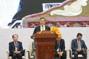 Regarding urbanization work, His Excellency Hun Sen, Prime Minister of the Kingdom of Cambodia, also provided some additional recommendations.